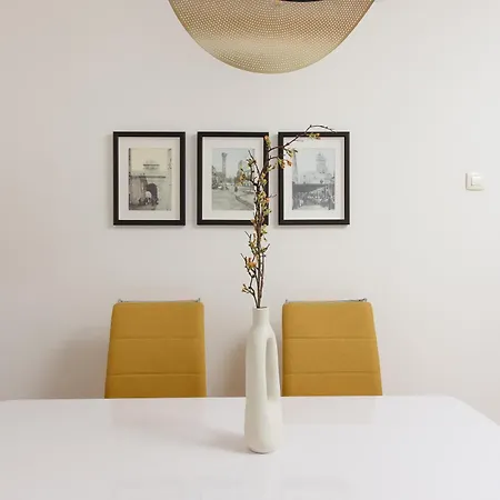 Monika Appartement *